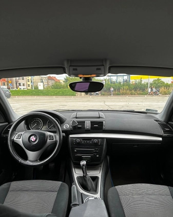 BMW Seria 1 cena 13000 przebieg: 315000, rok produkcji 2004 z Kielce małe 277